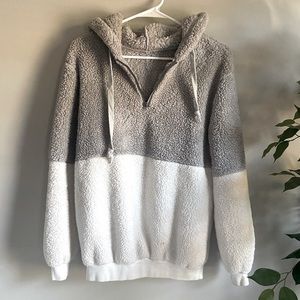 Hooded Sherpa pullover